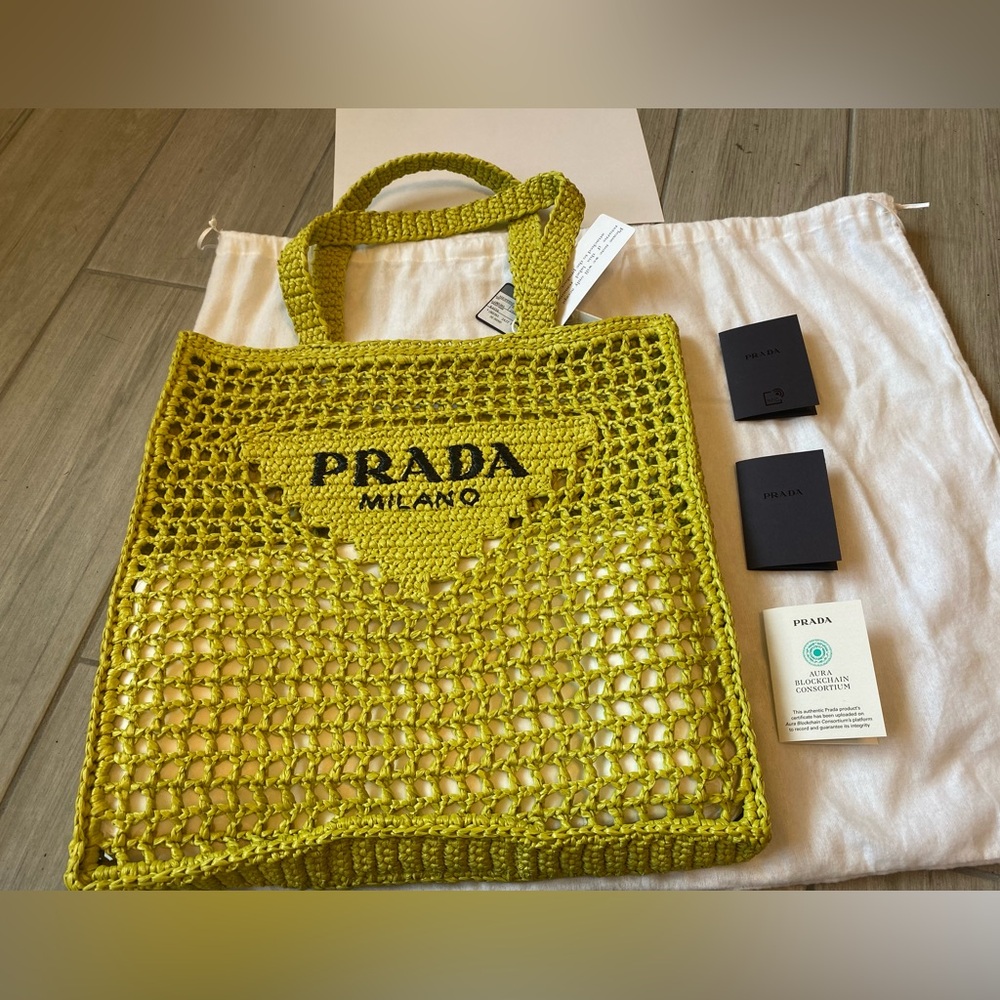 BNWT AUTHENTIC Prada rafia tote in Cedron